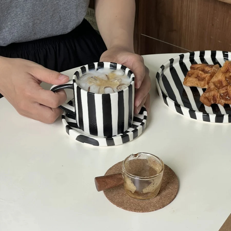 แก้วกาแฟเซรามิกลายทางเพ้นท์มือ - Korean Tea Set บทวิจารณ์และราคา